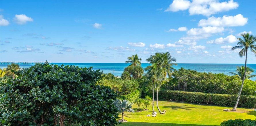 Condo in Key Biscayne, Florida, 3 bedrooms № 2060149
