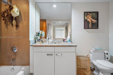 Купить кондоминиум в Майами-Бич, Флорида 1 спальня, 71.72м2, № 2032177 - фото 16