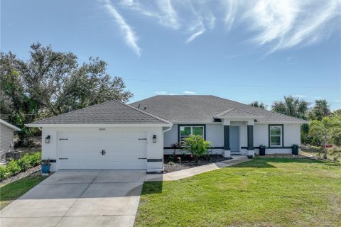 Casa en venta en Port Charlotte, Florida, 3 dormitorios, 155.98 m2 № 1723618 - foto 1
