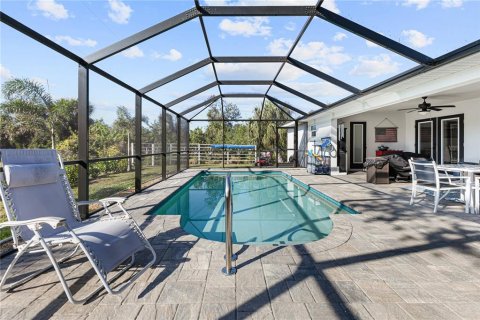 Casa en venta en Port Charlotte, Florida, 3 dormitorios, 155.98 m2 № 1723618 - foto 28