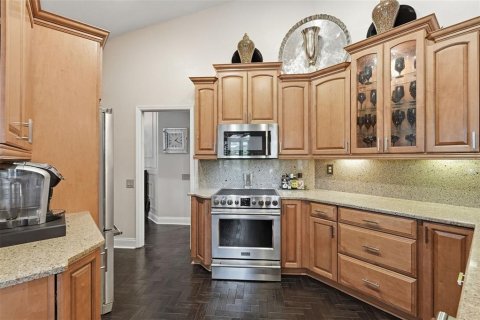 House in Seminole, Florida 4 bedrooms, 210.61 sq.m. № 2279855 - photo 8