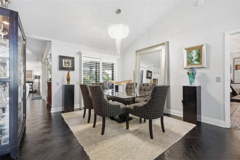 House in Seminole, Florida 4 bedrooms, 210.61 sq.m. № 2279855 - photo 5