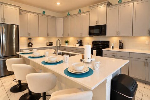 Villa ou maison à vendre à Kissimmee, Floride: 6 chambres, 304.25 m2 № 2402831 - photo 17