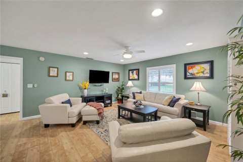 Villa ou maison à vendre à Sarasota, Floride: 2 chambres, 127.65 m2 № 2396425 - photo 3