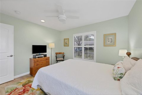Villa ou maison à vendre à Sarasota, Floride: 2 chambres, 127.65 m2 № 2396425 - photo 19