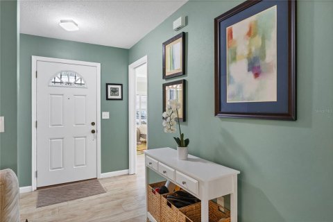 Villa ou maison à vendre à Sarasota, Floride: 2 chambres, 127.65 m2 № 2396425 - photo 4