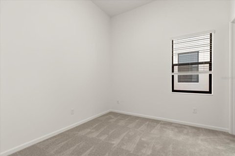 Casa en venta en Orlando, Florida, 12 dormitorios, 440.17 m2 № 2213138 - foto 21