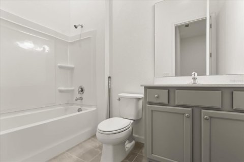 Casa en venta en Orlando, Florida, 12 dormitorios, 440.17 m2 № 2213138 - foto 16