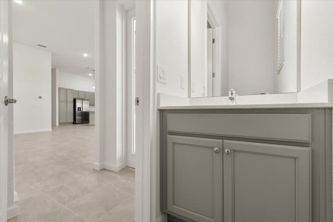 Casa en venta en Orlando, Florida, 12 dormitorios, 440.17 m2 № 2213138 - foto 20