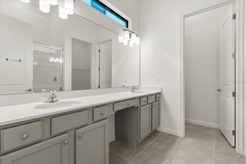 Casa en venta en Orlando, Florida, 12 dormitorios, 440.17 m2 № 2213138 - foto 5