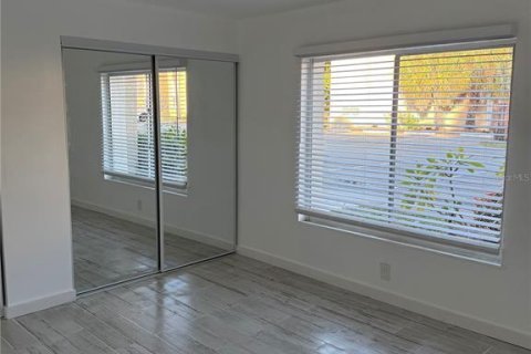 Condominio en venta en Sarasota, Florida, 1 dormitorio, 68.65 m2 № 2205983 - foto 6