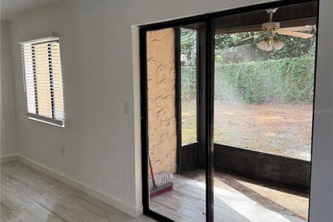 Condominio en venta en Sarasota, Florida, 1 dormitorio, 68.65 m2 № 2205983 - foto 5