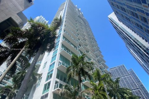 Copropriété à vendre à Miami, Floride: 2 chambres, 130.25 m2 № 1924645 - photo 1