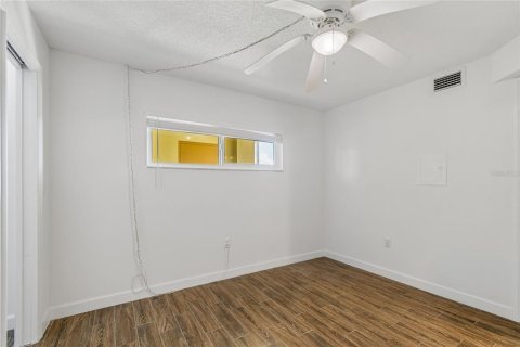 Купить кондоминиум в Сент-Питерсберг, Флорида 5 комнат, 97.55м2, № 2223022 - фото 26