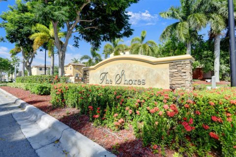 Condo in Cutler Bay, Florida, 3 bedrooms  № 1703551 - photo 15