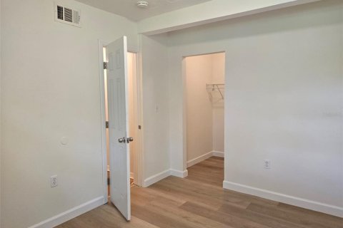 Apartment in Sarasota, Florida 2 bedrooms, 74.32 sq.m. № 1678373 - photo 10