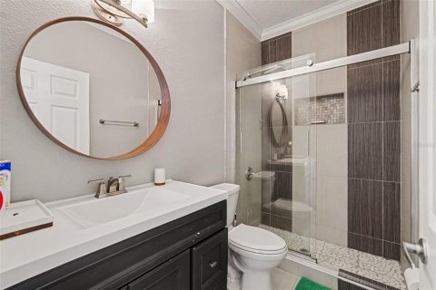 Villa ou maison à vendre à Tampa, Floride: 5 chambres, 302.12 m2 № 2400242 - photo 19