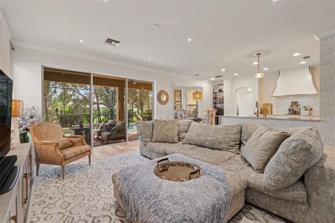 Villa ou maison à vendre à Tampa, Floride: 5 chambres, 302.12 m2 № 2400242 - photo 6