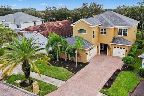 Villa ou maison à Tampa, Floride 5 chambres, 302.12 m2 № 2400242