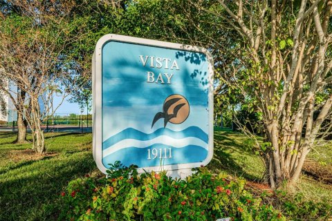 Condo in Indian Shores, Florida, 2 bedrooms  № 2110646 - photo 2