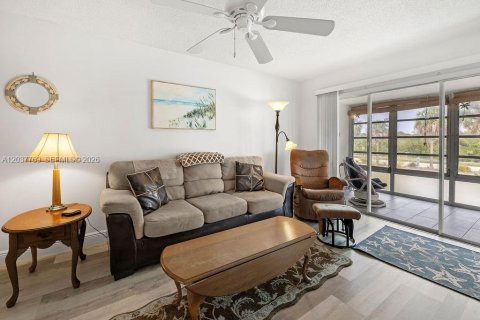 Copropriété à louer à Vero Beach, Floride: 2 chambres, 92.9 m2 № 2154601 - photo 9