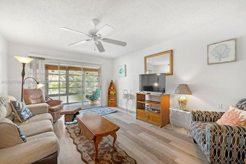 Copropriété à louer à Vero Beach, Floride: 2 chambres, 92.9 m2 № 2154601 - photo 8