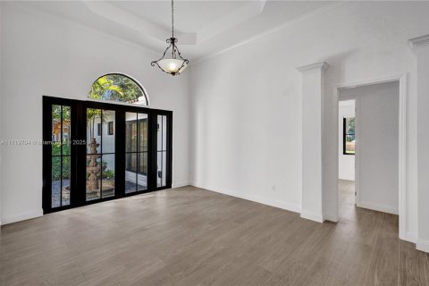 Casa en alquiler en Palmetto Bay, Florida, 4 dormitorios, 265.98 m2 № 1471174 - foto 6