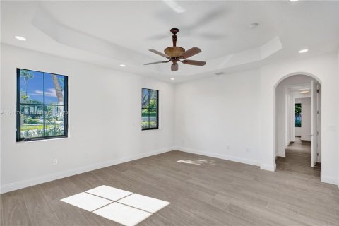 Casa en alquiler en Palmetto Bay, Florida, 4 dormitorios, 265.98 m2 № 1471174 - foto 21