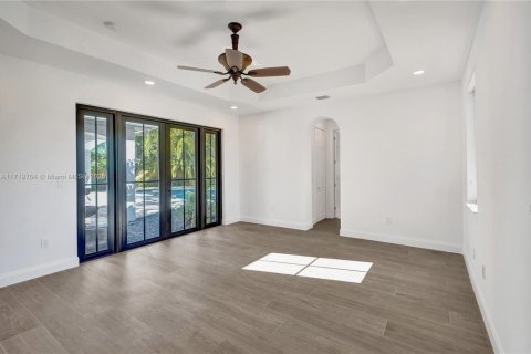 Casa en alquiler en Palmetto Bay, Florida, 4 dormitorios, 265.98 m2 № 1471174 - foto 19