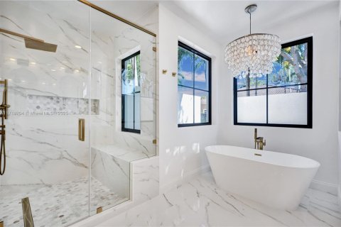 Casa en alquiler en Palmetto Bay, Florida, 4 dormitorios, 265.98 m2 № 1471174 - foto 25
