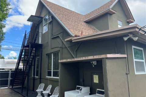 Propiedad comercial en venta en Miami, Florida, 283.44 m2 № 2054695 - foto 16