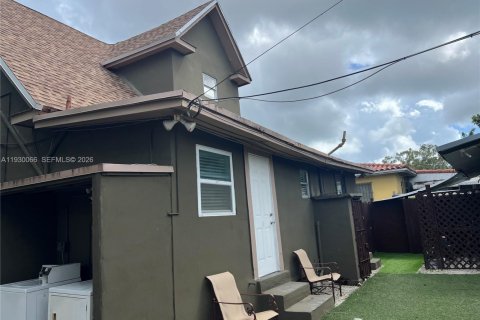 Propiedad comercial en venta en Miami, Florida, 283.44 m2 № 2054695 - foto 15