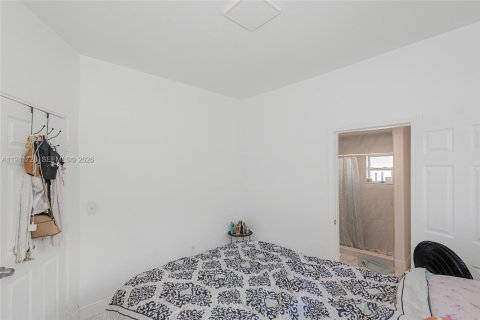 Villa ou maison à vendre à North Miami Beach, Floride: 3 chambres, 145.02 m2 № 1998946 - photo 17