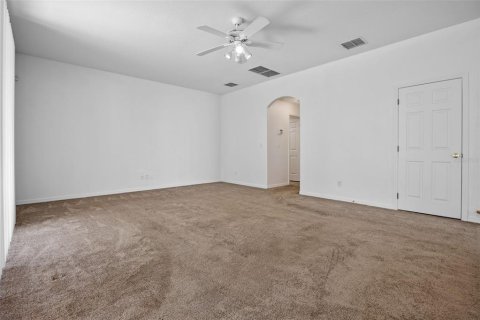 Casa en venta en Clermont, Florida, 4 dormitorios, 277.22 m2 № 1744260 - foto 13
