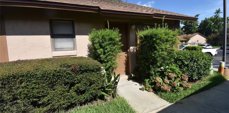 Casa en Winter Garden, Florida 2 dormitorios, 86.4 m2 № 1869435