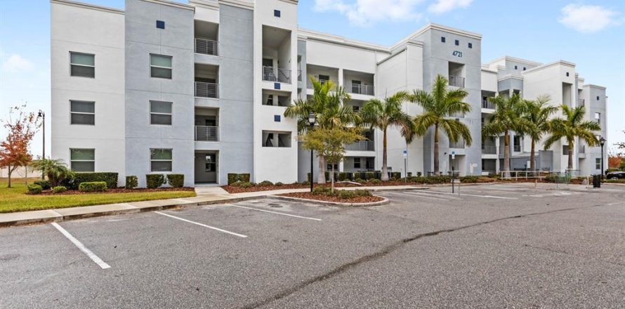 Condo in Kissimmee, Florida, 2 bedrooms  № 1561423