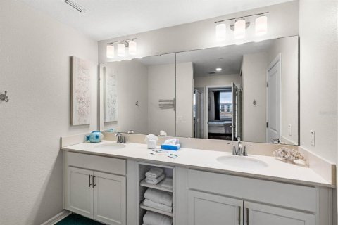 Condo in Kissimmee, Florida, 2 bedrooms  № 1561423 - photo 16