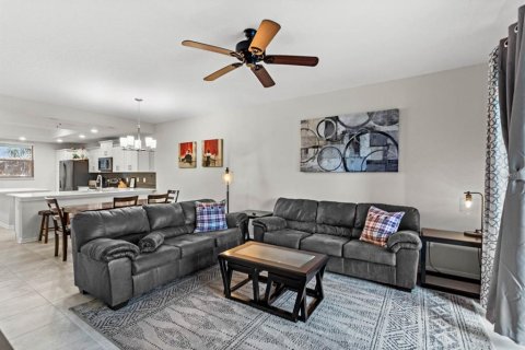 Condo in Kissimmee, Florida, 2 bedrooms  № 1561423 - photo 9