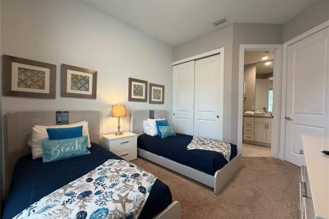 Touwnhouse à vendre à Kissimmee, Floride: 5 chambres, 201.51 m2 № 2410397 - photo 13