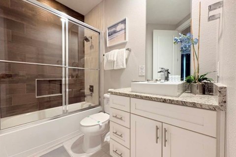Touwnhouse à vendre à Kissimmee, Floride: 5 chambres, 201.51 m2 № 2410397 - photo 17
