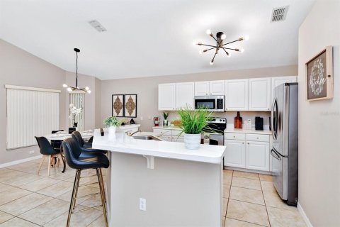 Casa en venta en Kissimmee, Florida, 4 dormitorios, 176.7 m2 № 2150810 - foto 7