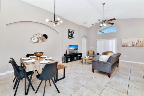 Casa en venta en Kissimmee, Florida, 4 dormitorios, 176.7 m2 № 2150810 - foto 17