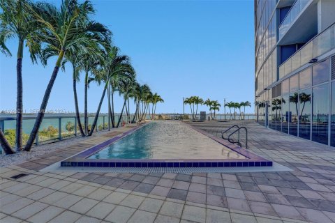 Condominio en venta en Miami, Florida, 1 dormitorio, 71.81 m2 № 1984343 - foto 16