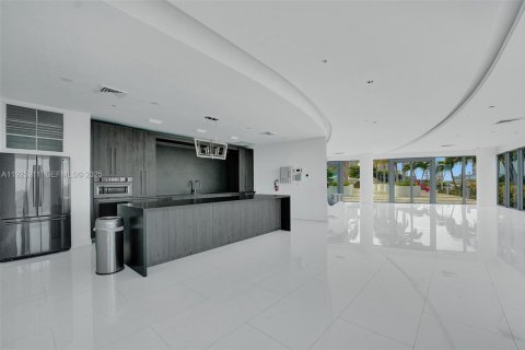 Condominio en venta en Miami, Florida, 1 dormitorio, 71.81 m2 № 1984343 - foto 30