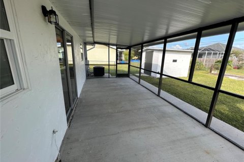 Villa ou maison à louer à Port Charlotte, Floride: 2 chambres, 91.14 m2 № 1808173 - photo 22