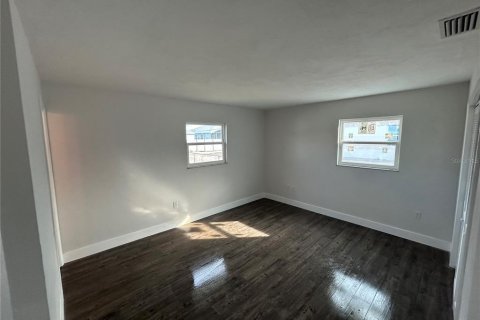 Villa ou maison à louer à Port Charlotte, Floride: 2 chambres, 91.14 m2 № 1808173 - photo 19