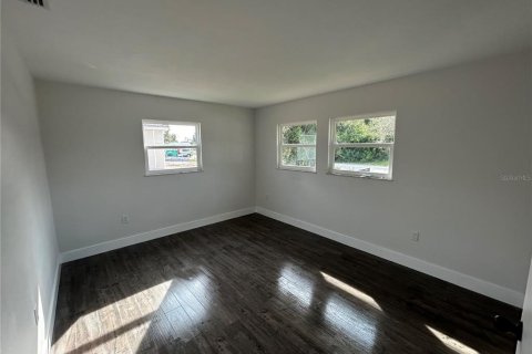 Villa ou maison à louer à Port Charlotte, Floride: 2 chambres, 91.14 m2 № 1808173 - photo 12