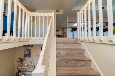 House in Bradenton, Florida 3 bedrooms, 193.61 sq.m. № 2259425 - photo 18