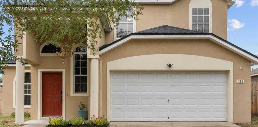 Villa ou maison à Eustis, Floride 4 chambres, 173.08 m2 № 2150235