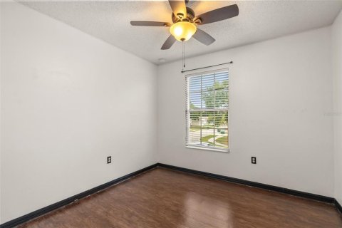 Villa ou maison à vendre à Eustis, Floride: 4 chambres, 173.08 m2 № 2150235 - photo 21